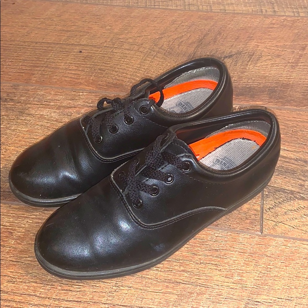 Black marching band shoes (dinkles)